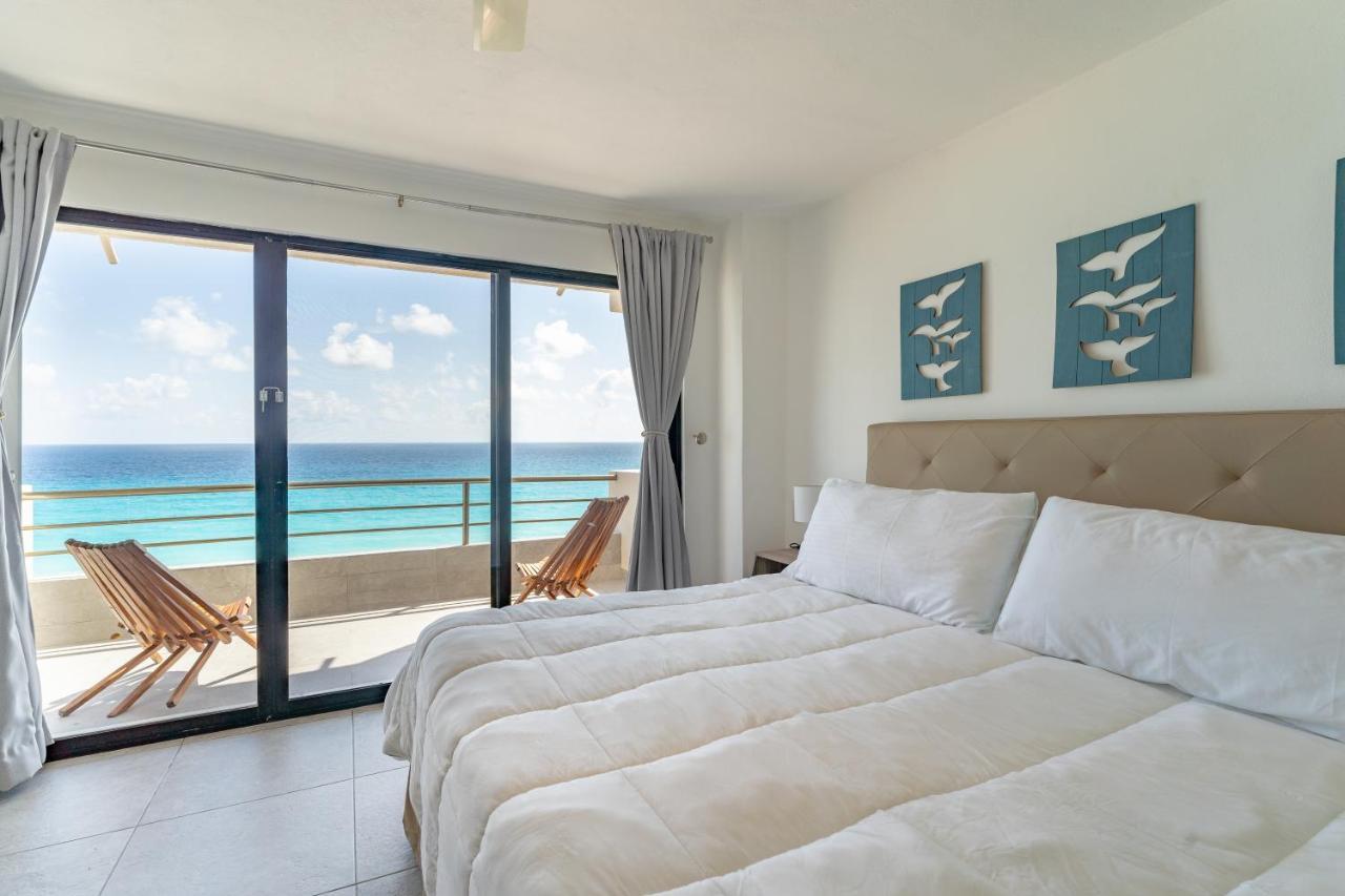 Sparkling Ocean View In Канкун Екстериор снимка